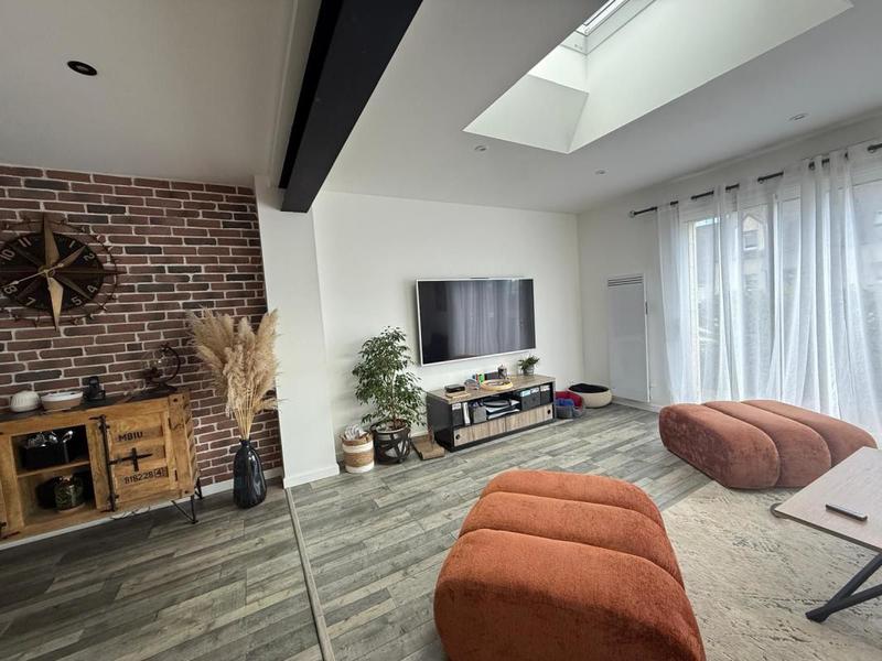 Maison - 150 m² - 5 pièces