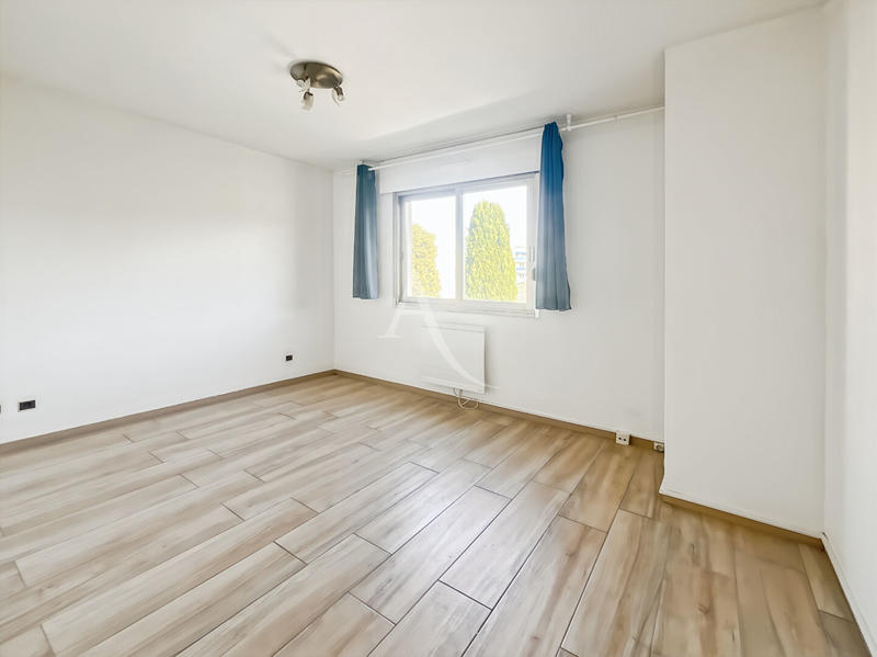 Appartement - 91 m² - 4 pièces