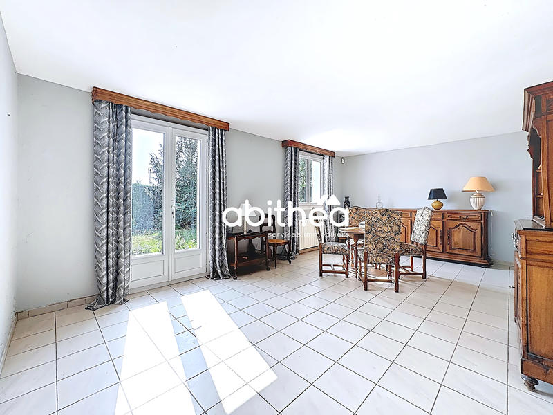 Maison - 170 m² - 6 pièces