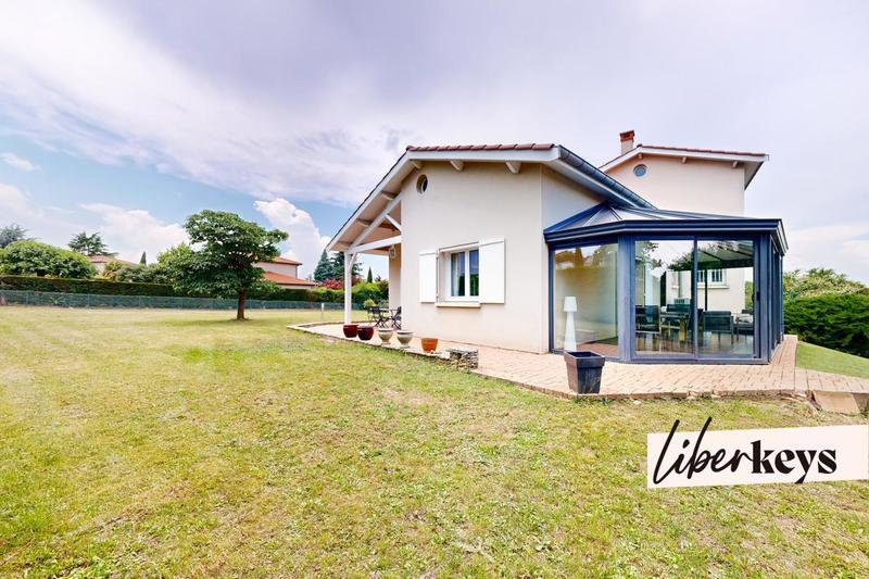 Maison - 182 m² - 6 pièces