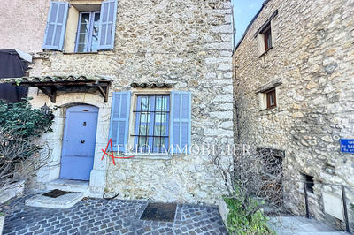 Maison de village - 90 m² - 5 pièces