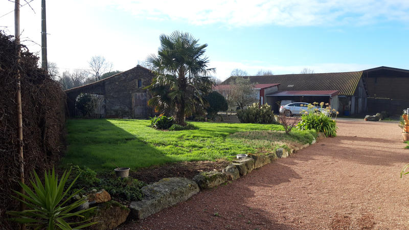 Maison - 177 m² - 7 pièces