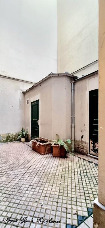 Local commercial - 15 m² - 1 pièce