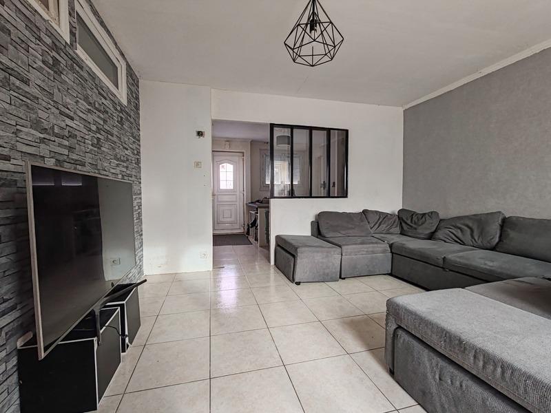 Maison de ville - 104 m² - 7 pièces