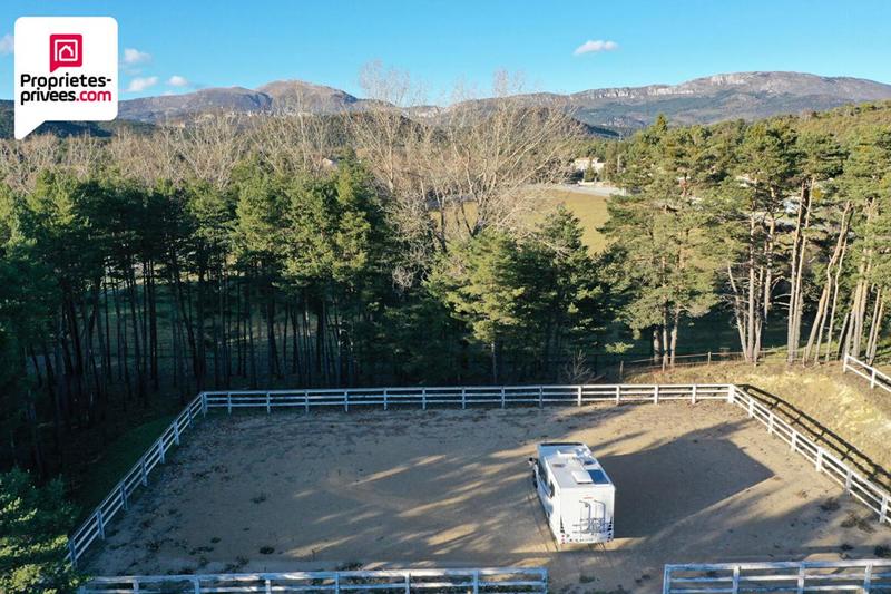 Propriété - 110 m² - 5 pièces