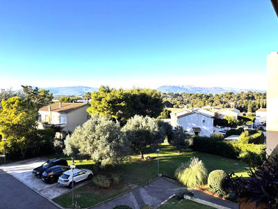 Studio - 24 m² - 1 pièce