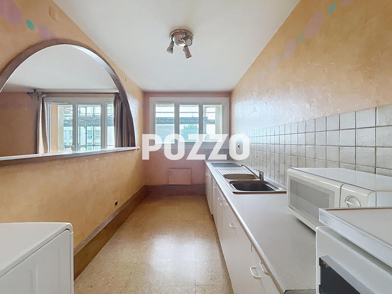 Appartement - 84 m² - 4 pièces