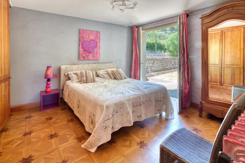 Villa - 277 m² - 7 pièces