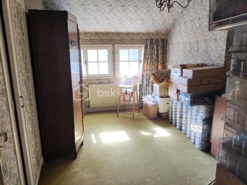 Maison - 240 m² - 10 pièces