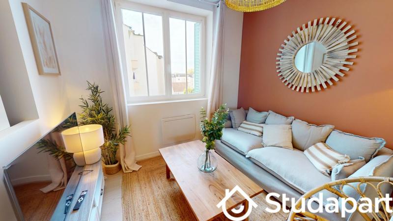 Chambre - 12 m² - 1 pièce