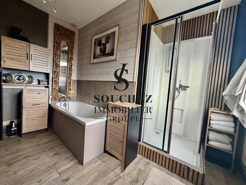 Maison - 95 m² - 6 pièces