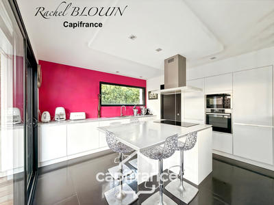 Maison - 160 m² - 7 pièces