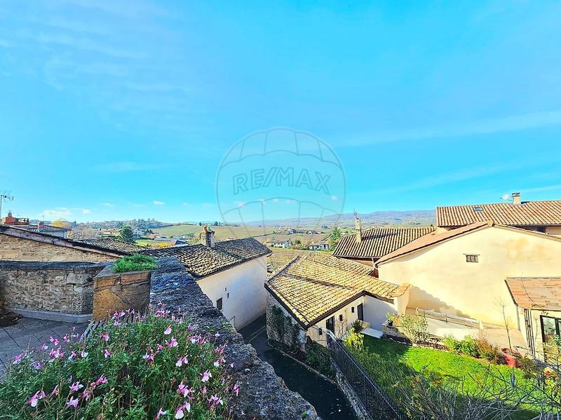 Appartement - 84 m² - 4 pièces