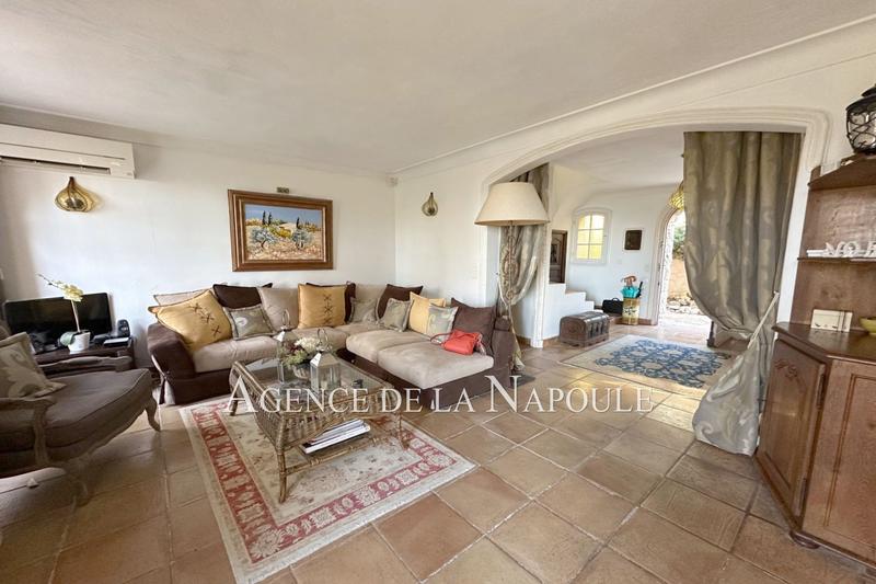 Mas - 130 m² - 6 pièces