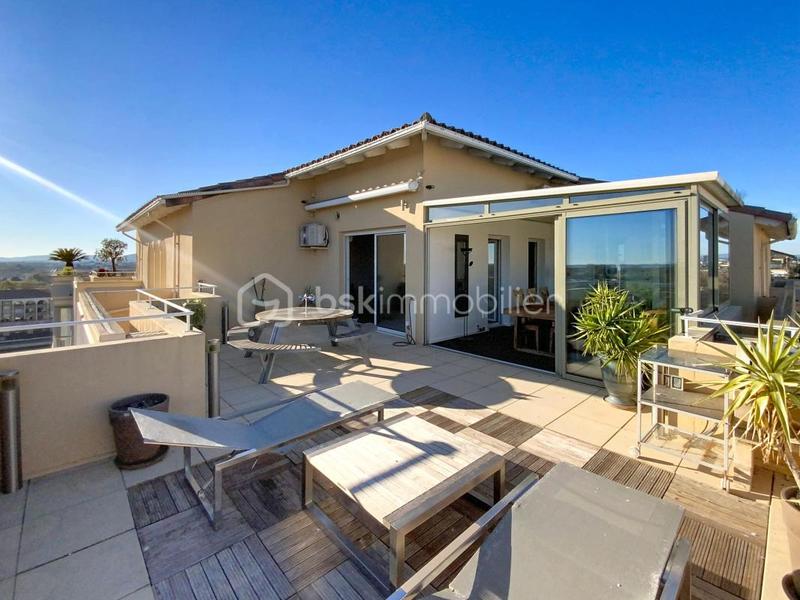 Appartement - 72 m² - 3 pièces