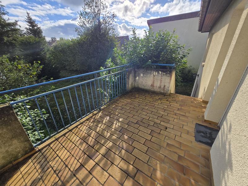 Maison - 181 m² - 7 pièces