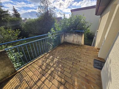 Maison - 181 m² - 7 pièces