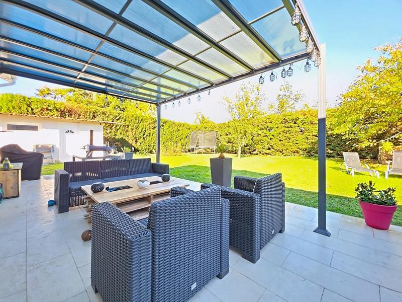 Maison - 110 m² - 4 pièces