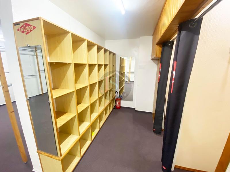 Local commercial - 97 m²