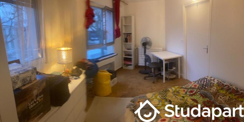 Chambre - 14 m² - 1 pièce