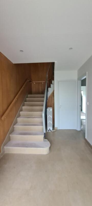 Maison - 160 m² - 1 pièce