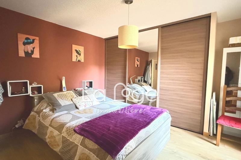 Appartement - 90 m² - 4 pièces