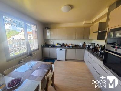 Maison - 145 m² - 7 pièces