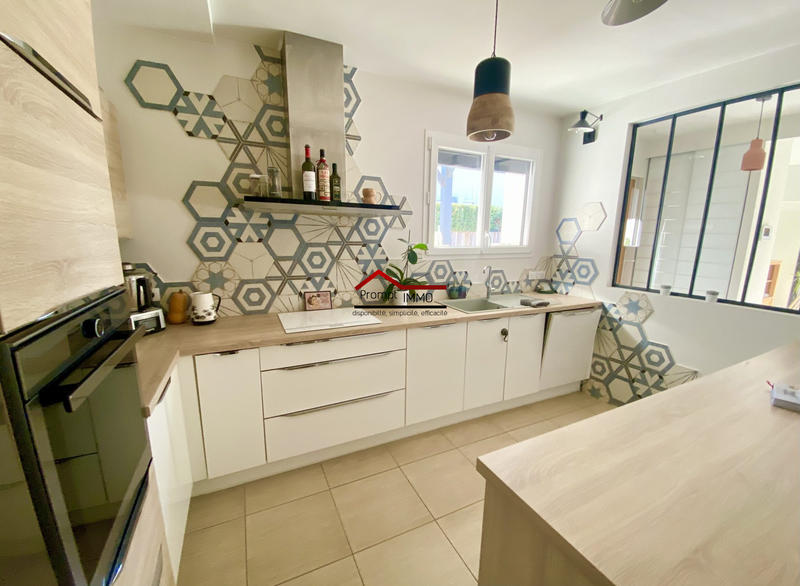 Maison ancienne - 195 m² - 8 pièces