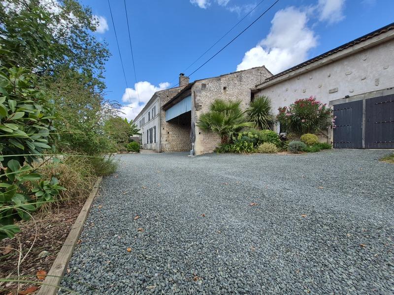 Maison - 132 m² - 4 pièces