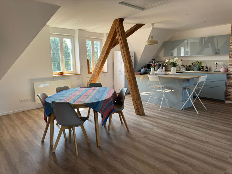 Maison - 292 m² - 9 pièces