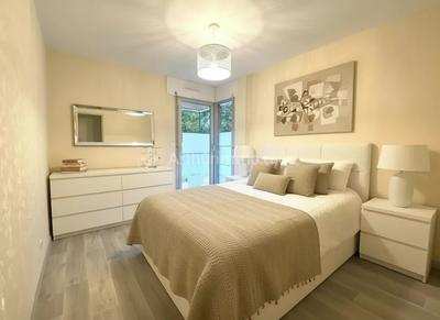 Appartement - 86 m² - 4 pièces