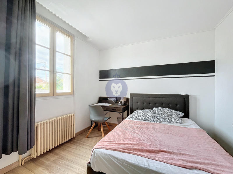 Maison - 139 m² - 7 pièces