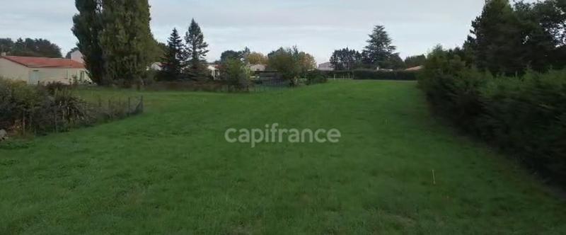 Terrain constructible - 798 m²