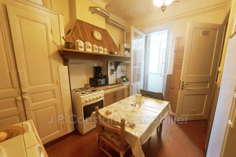 Maison - 460 m² - 17 pièces