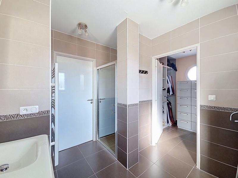 Maison contemporaine - 149 m² - 5 pièces