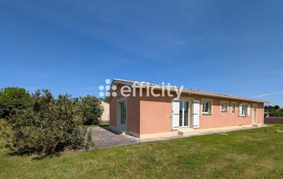 Maison - 96 m² - 4 pièces