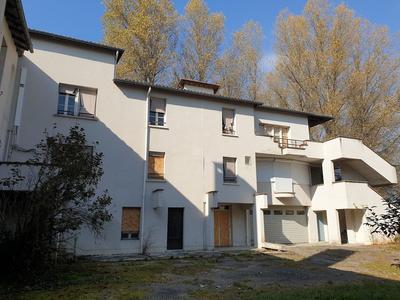 Immeuble - 927 m² - 20 pièces