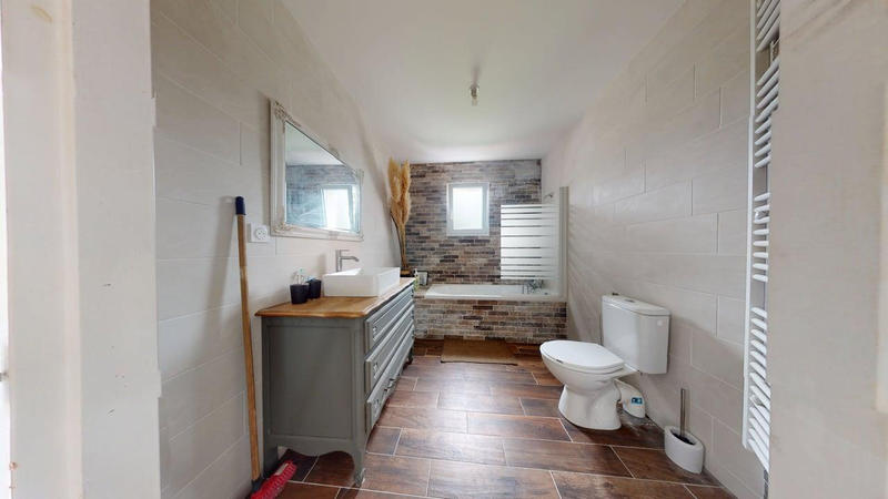 Maison - 145 m² - 5 pièces