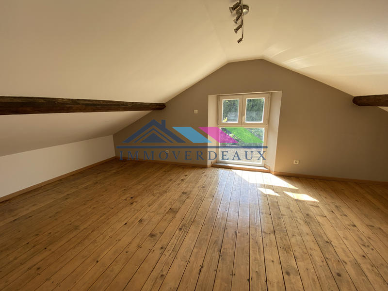 Maison - 177 m² - 7 pièces