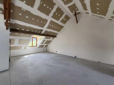 Maison - 260 m² - 10 pièces