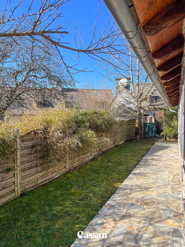 Maison - 290 m² - 14 pièces