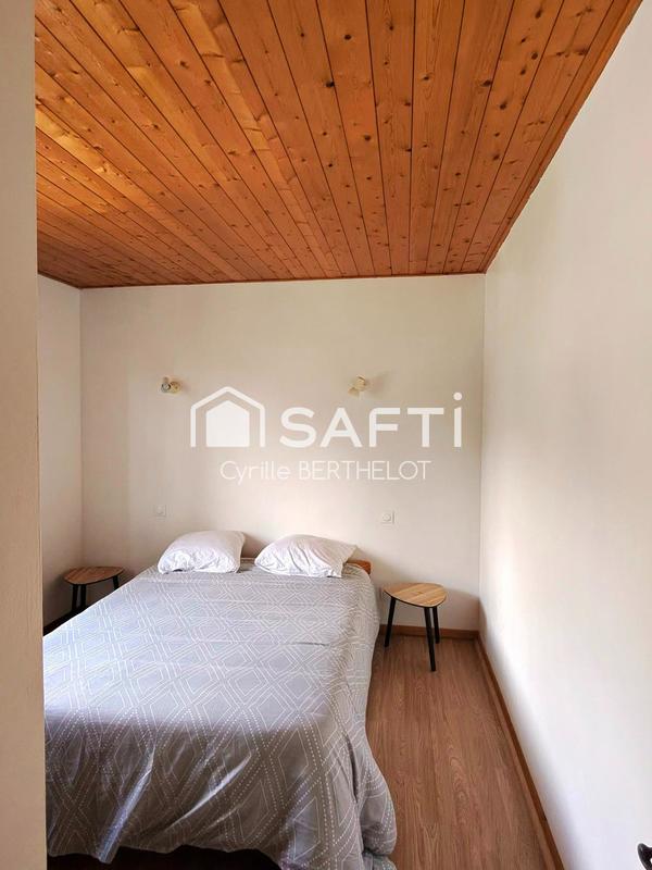 Maison - 170 m² - 9 pièces