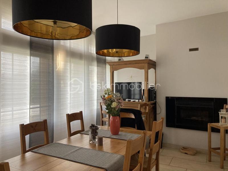 Maison - 280 m² - 7 pièces