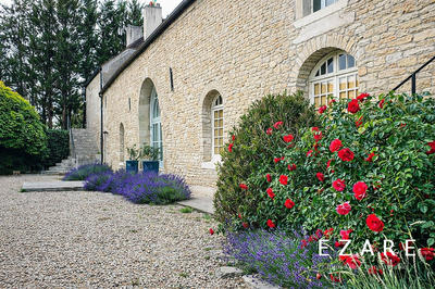 Maison ancienne - 500 m² - 9 pièces