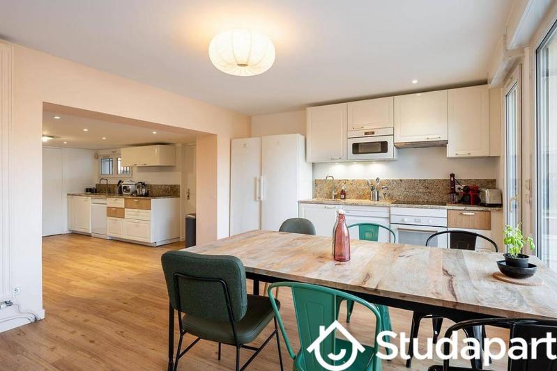 Chambre - 14 m² - 1 pièce