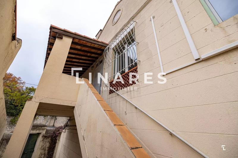 Bureau - 200 m² - 11 pièces