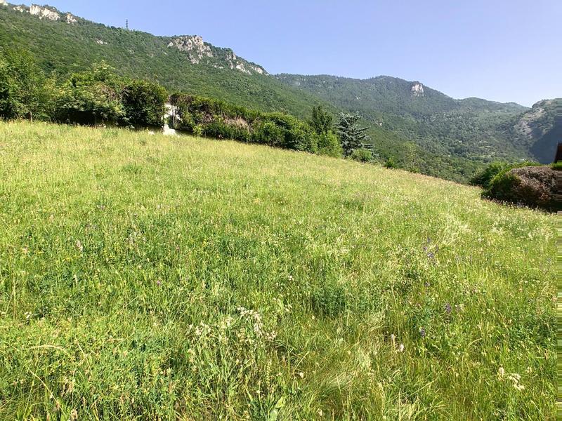 Terrain - 1 805 m²