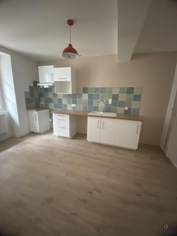 Appartement - 65 m² - 3 pièces