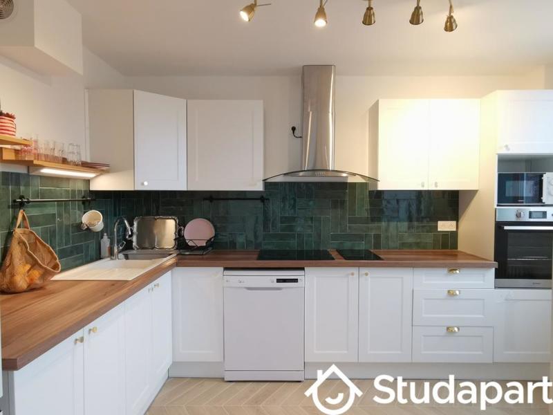 Chambre - 15 m² - 1 pièce