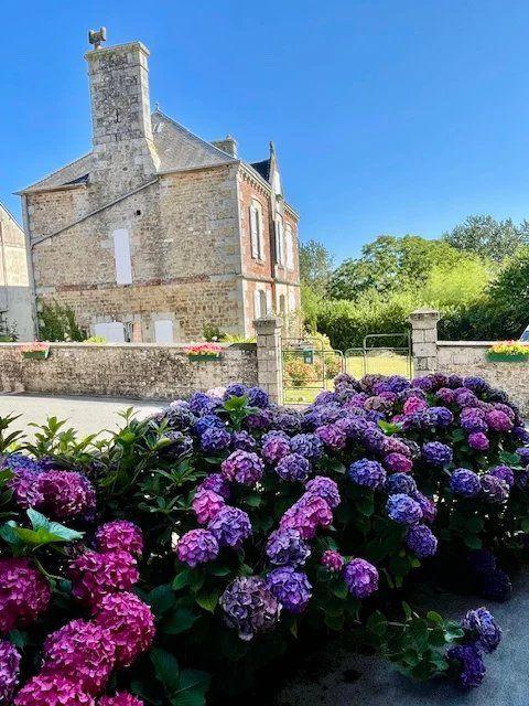 Maison - 227 m² - 7 pièces